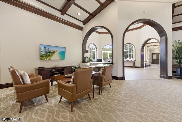 9235 Troon Lakes DR, Naples, FL 34109