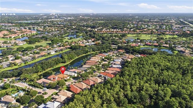 9235 Troon Lakes DR, Naples, FL 34109