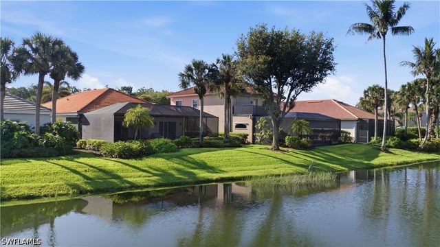 9235 Troon Lakes DR, Naples, FL 34109