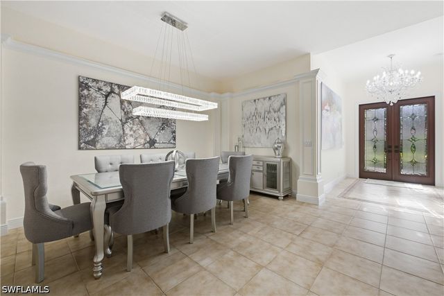 9235 Troon Lakes DR, Naples, FL 34109