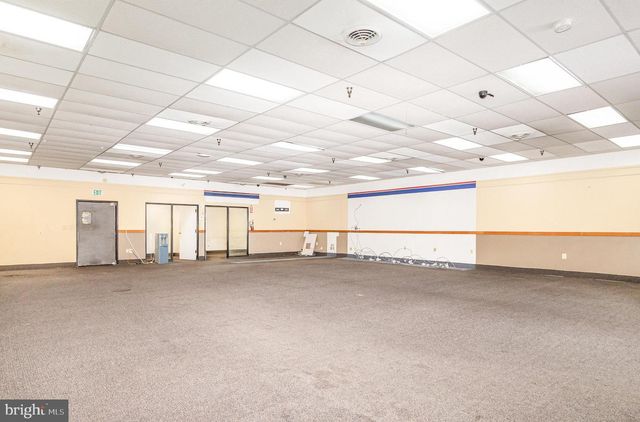 3421 CLIFTON AVE, Baltimore, MD 21216