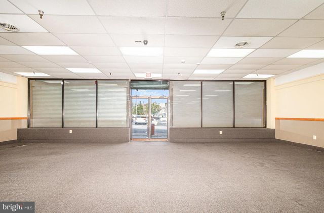 3421 CLIFTON AVE, Baltimore, MD 21216