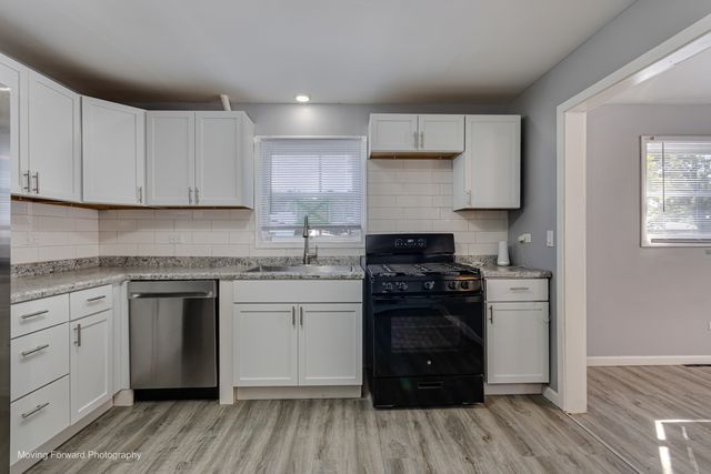 14034 S Saginaw Avenue, Burnham, IL 60633