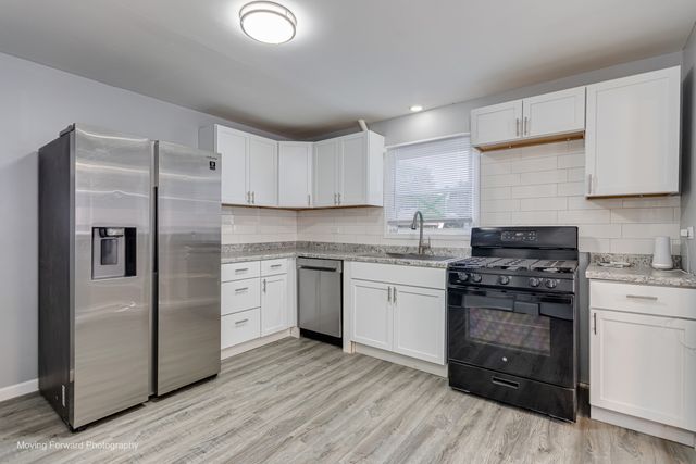 14034 S Saginaw Avenue, Burnham, IL 60633