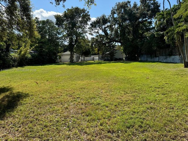 3528 Royal Palm Ave, Miami, FL 33133