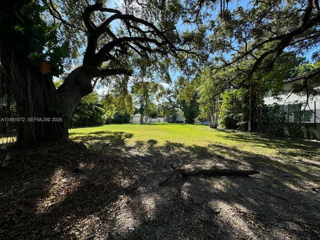 3528 Royal Palm Ave, Miami, FL 33133