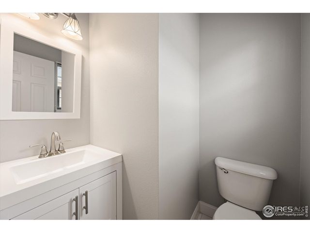 1215 Fairfield Ave, Windsor, CO 80550