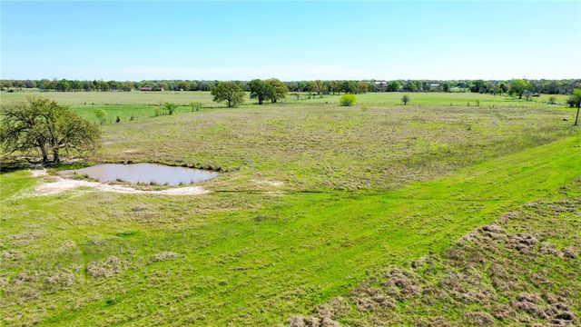 1440 Mustang Loop, Madisonville, TX 77864