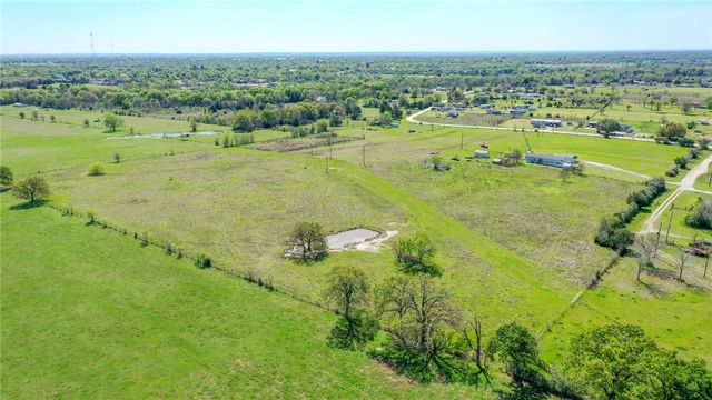 1440 Mustang Loop, Madisonville, TX 77864