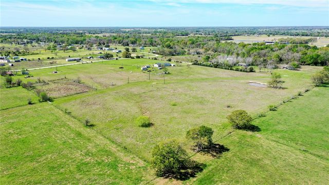 1440 Mustang Loop, Madisonville, TX 77864