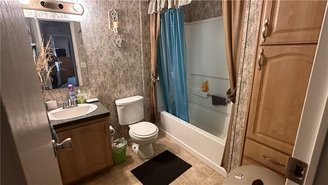 1440 Mustang Loop, Madisonville, TX 77864