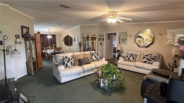 1440 Mustang Loop, Madisonville, TX 77864