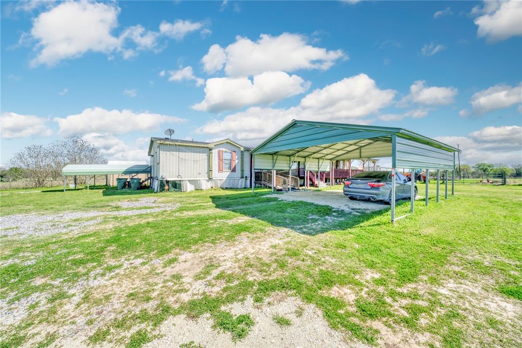 1440 Mustang Loop, Madisonville, TX 77864 — photo 2