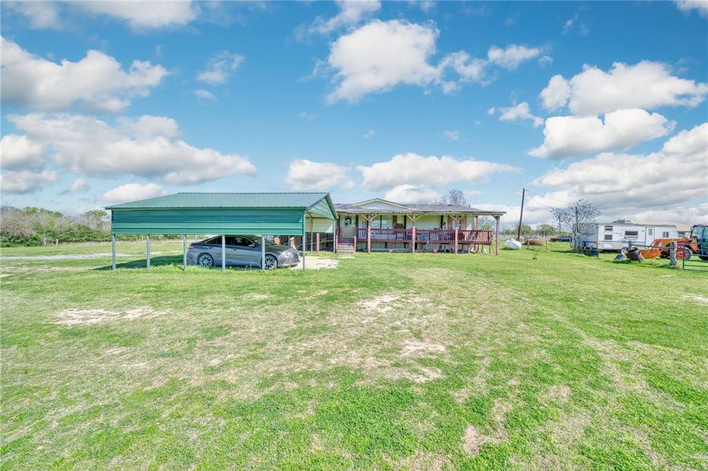 1440 Mustang Loop, Madisonville, TX 77864 — photo 3