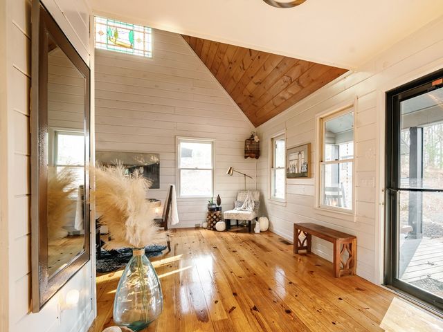 31 Highland Hammock Drive, Blue Ridge, GA 30513