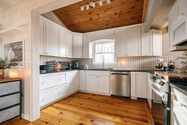 31 Highland Hammock Drive, Blue Ridge, GA 30513