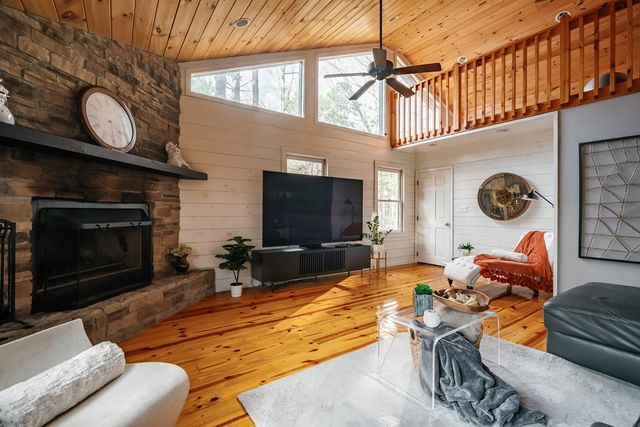 31 Highland Hammock Drive, Blue Ridge, GA 30513