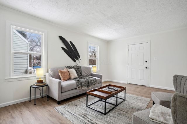 2349 Delbert Road, Columbus, OH 43211