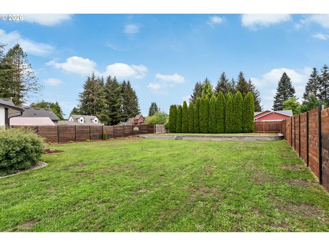 406 E JONES St, Yacolt, WA 98675