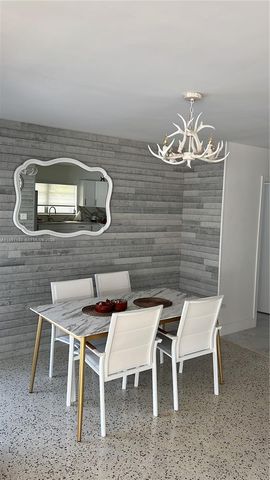 750 Polk St, Hollywood, FL 33019