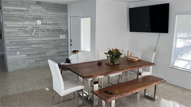 750 Polk St, Hollywood, FL 33019