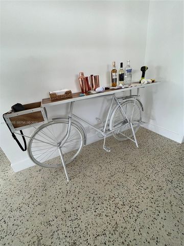 750 Polk St, Hollywood, FL 33019