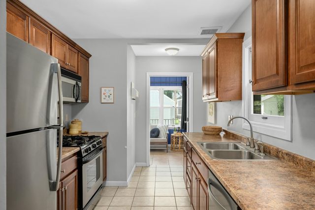 5512 34th Avenue S, Minneapolis, MN 55417