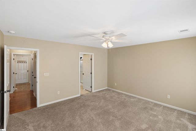 159 Castleton Circle, Boiling Springs, SC 29316