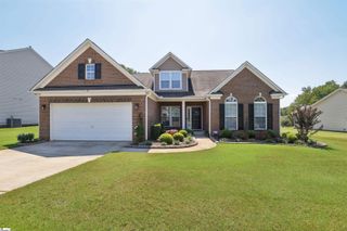 159 Castleton Circle, Boiling Springs, SC 29316