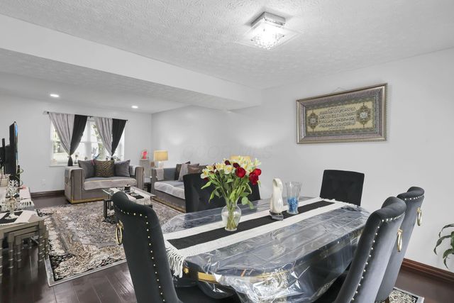 2469 Sandstrom Drive, Columbus, OH 43235