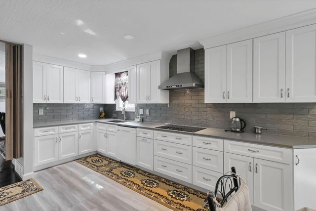 2469 Sandstrom Drive, Columbus, OH 43235