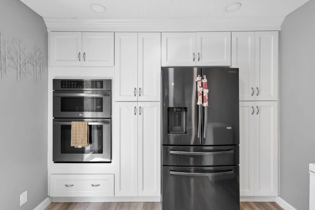 2469 Sandstrom Drive, Columbus, OH 43235