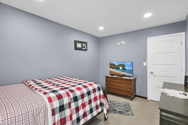 2469 Sandstrom Drive, Columbus, OH 43235