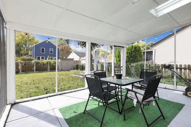 2469 Sandstrom Drive, Columbus, OH 43235