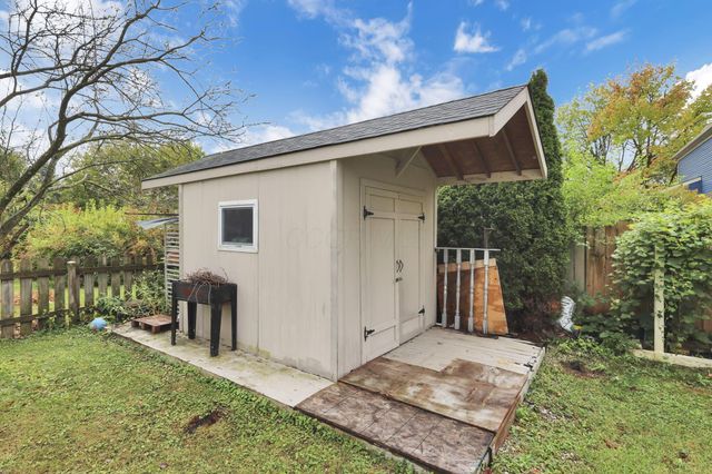 2469 Sandstrom Drive, Columbus, OH 43235