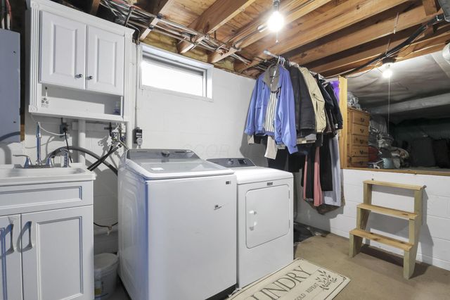 2469 Sandstrom Drive, Columbus, OH 43235