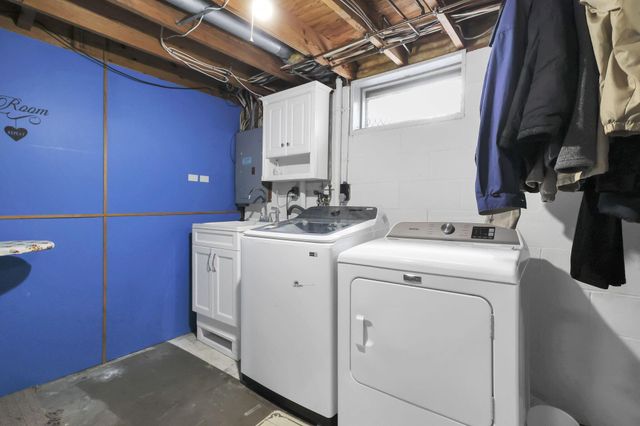 2469 Sandstrom Drive, Columbus, OH 43235