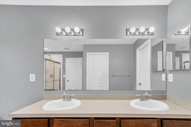 1 LOOKOUT DR, Indian Head, MD 20640