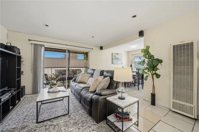 16322 Eucalyptus Avenue 7, Bellflower, CA 90706