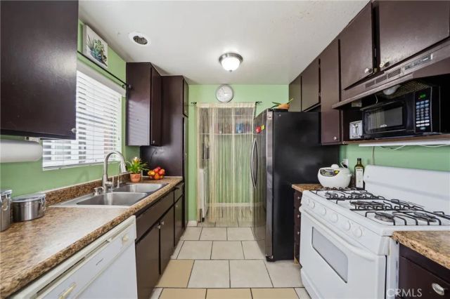 16322 Eucalyptus Avenue 7, Bellflower, CA 90706