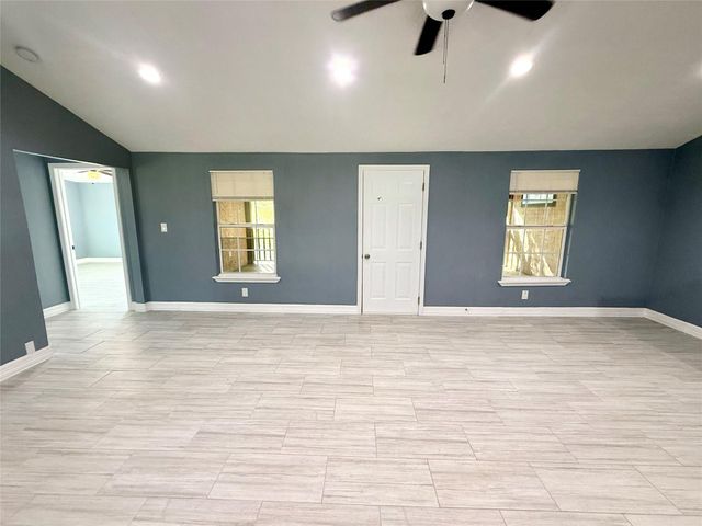 9013 Puritan Way, Rosharon, TX 77583