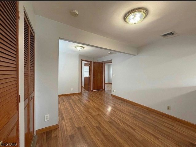 446 Post Ave, Lyndhurst Twp., NJ 07071