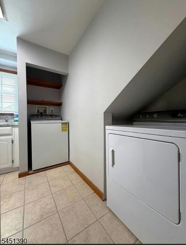 446 Post Ave, Lyndhurst Twp., NJ 07071