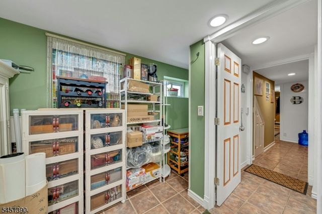 446 Post Ave, Lyndhurst Twp., NJ 07071