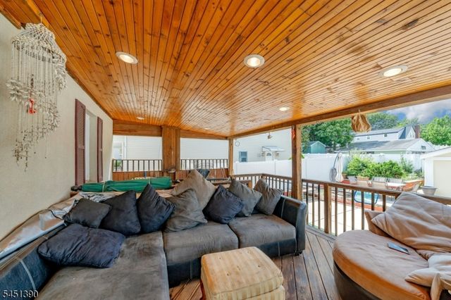 446 Post Ave, Lyndhurst Twp., NJ 07071