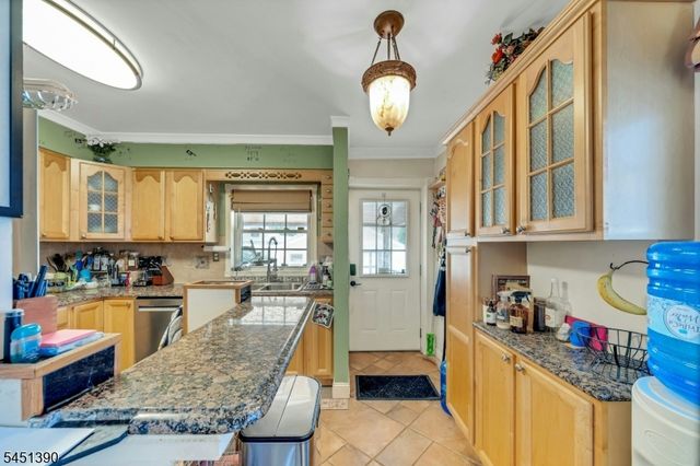 446 Post Ave, Lyndhurst Twp., NJ 07071
