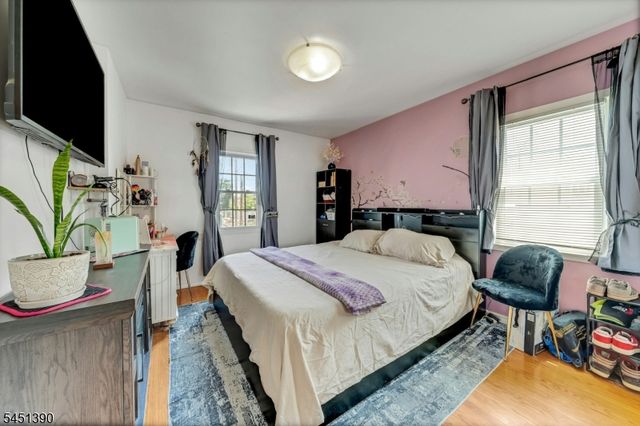 446 Post Ave, Lyndhurst Twp., NJ 07071