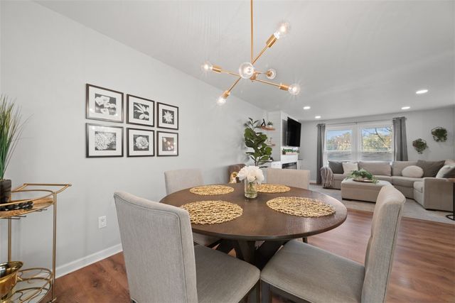 2989 Eastview Rd, Bethel Park, PA 15102