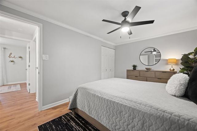 2989 Eastview Rd, Bethel Park, PA 15102