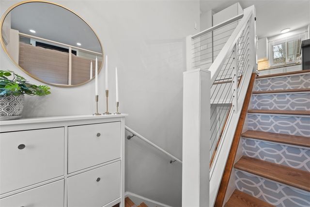 2989 Eastview Rd, Bethel Park, PA 15102